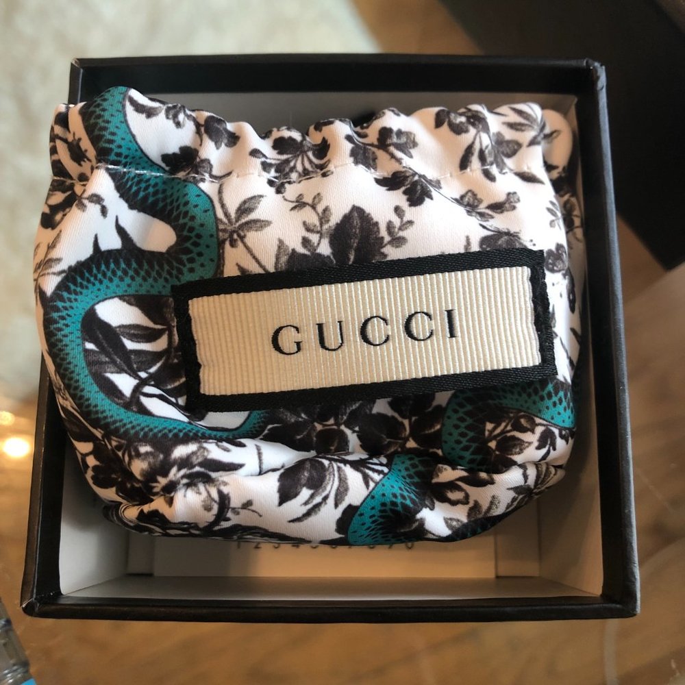 Gucci Crystal Double G Ring in Silver NEW IN BOX - Picture 4 of 5